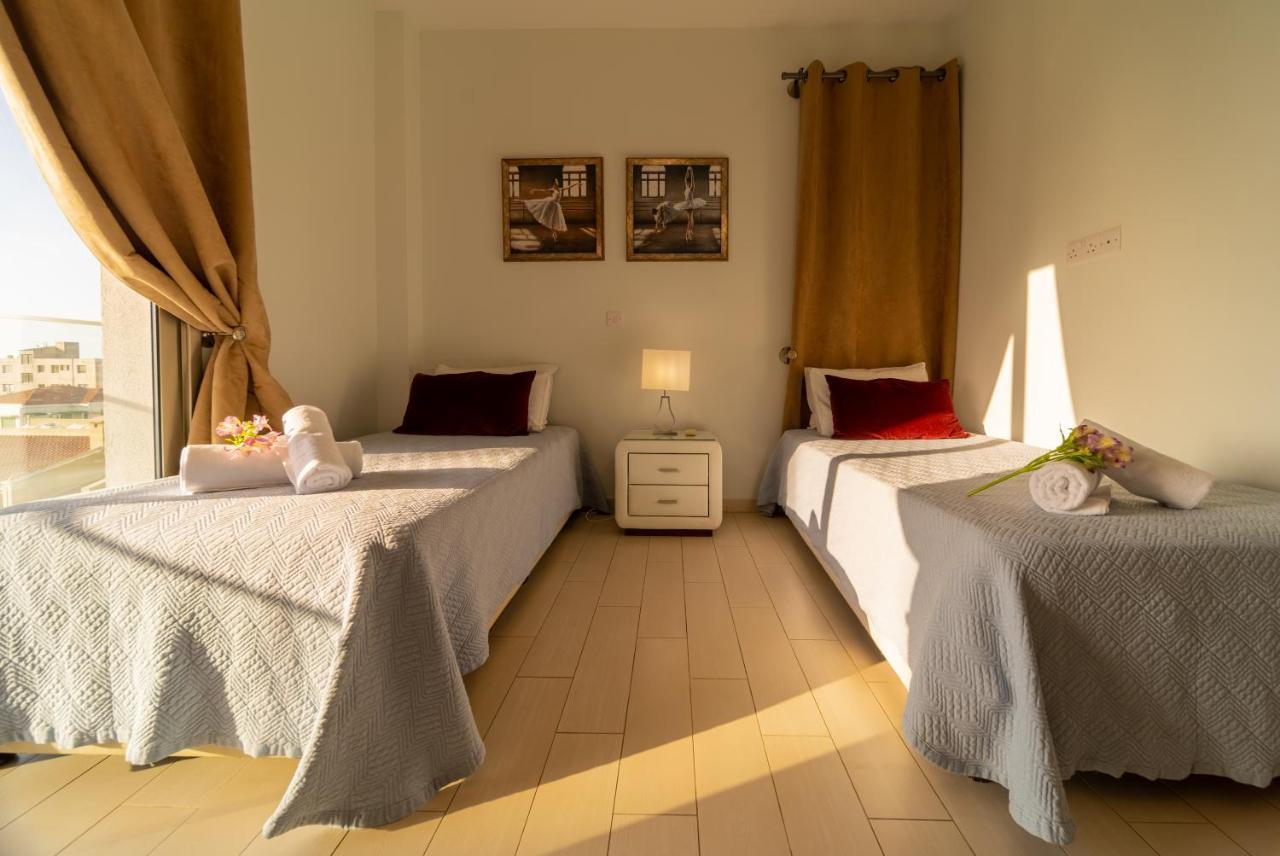 Mesogios House Апартаменти Ларнака